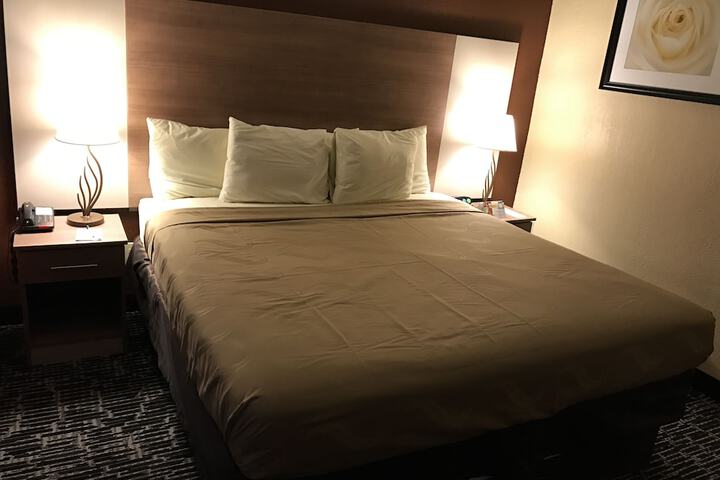 Room 20 of 38