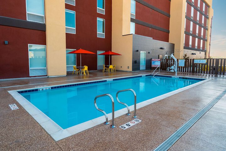 Pool 6 of 69