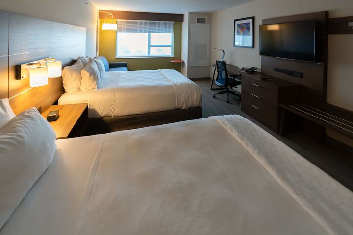 Room 62 of 96