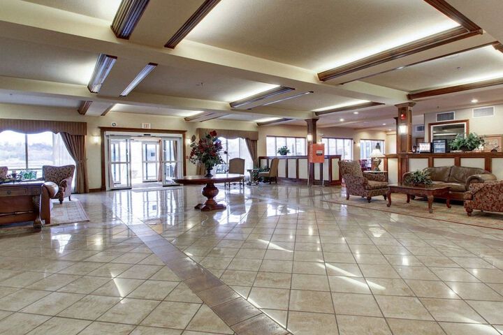 Hotel Interior 7 of 33