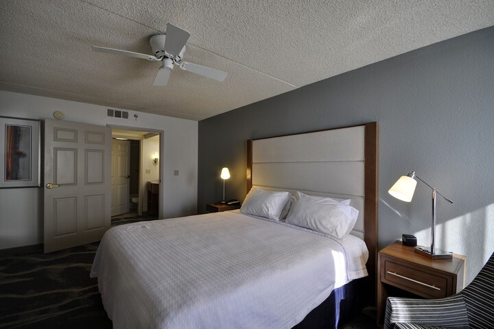 Room 29 of 48