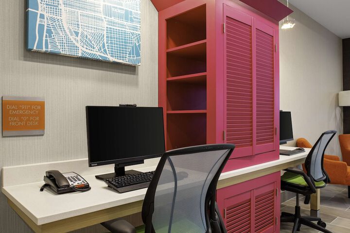 Business Center 30 of 30