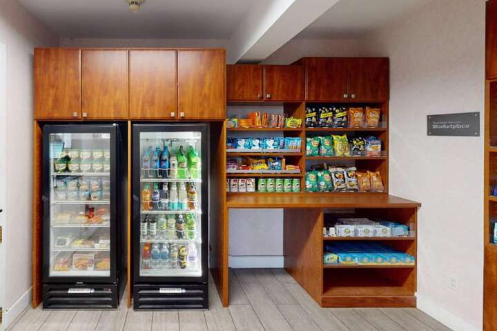 Smart Suites an Ascend Collection Hotel