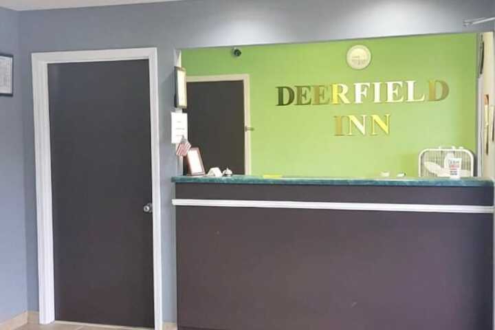 Deerfield Inn