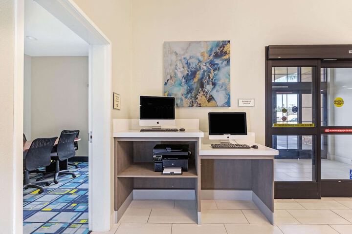 Business Center 48 of 48