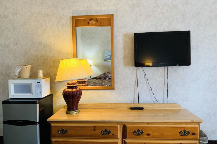Room 16 of 30