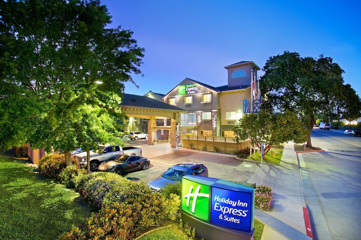 Hotel 7 of 46