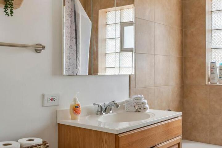 Cozy Getaway for Long-Term Stays