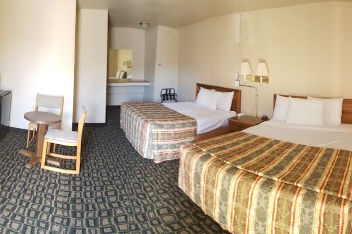 Room 9 of 21
