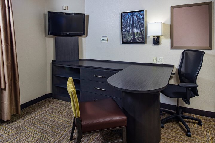 Room 26 of 43
