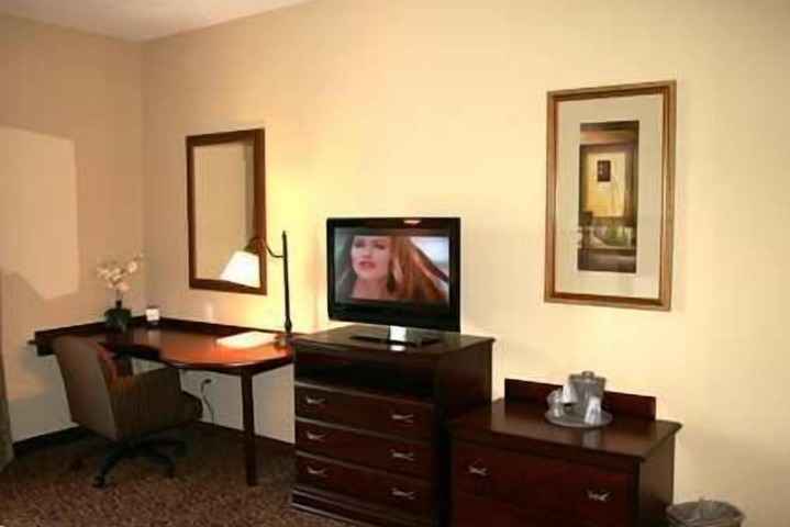 Room 8 of 29