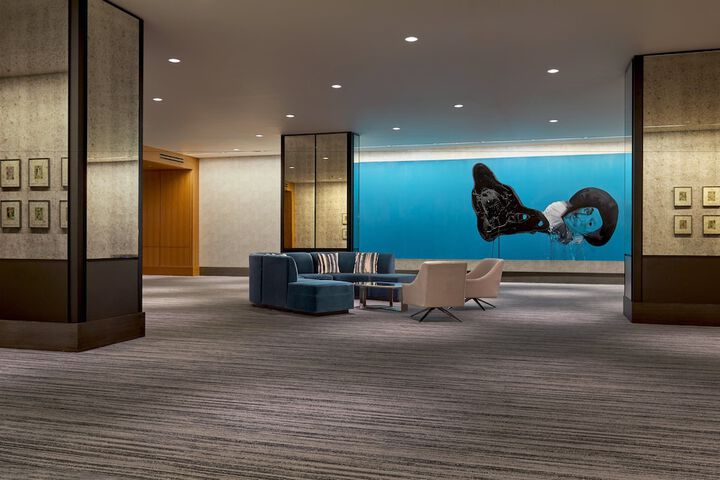 Ballroom/Hall 69 of 71