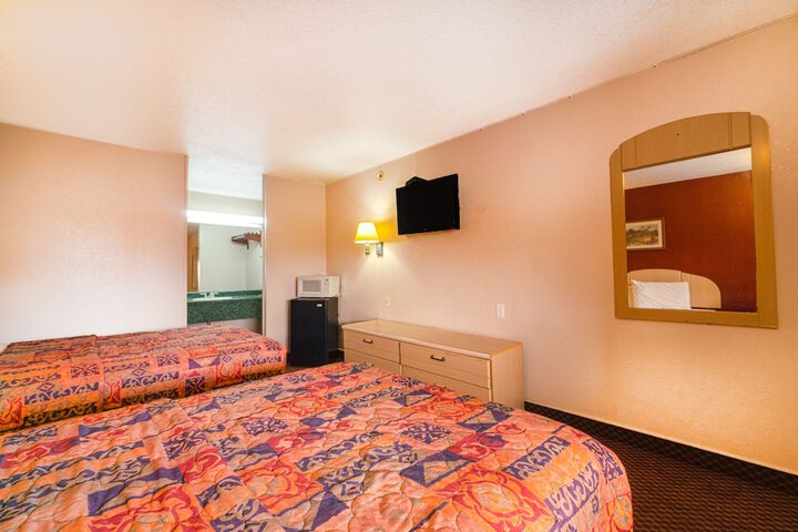 Room 35 of 51