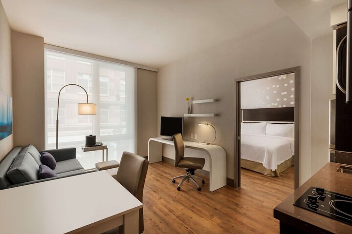 Room 22 of 59