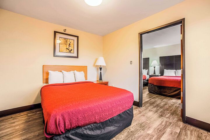 Room 54 of 60