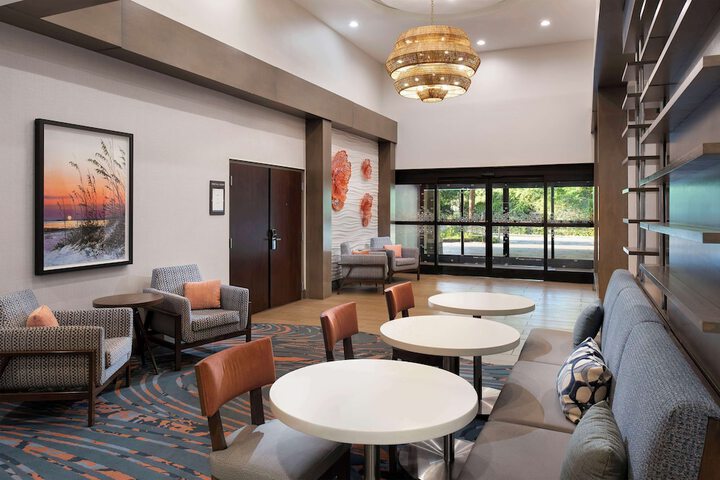 Hotel Interior 6 of 33