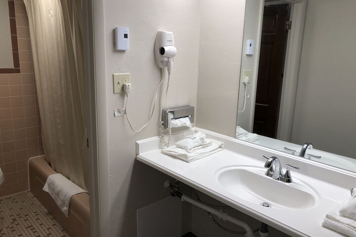 Room 44 of 53