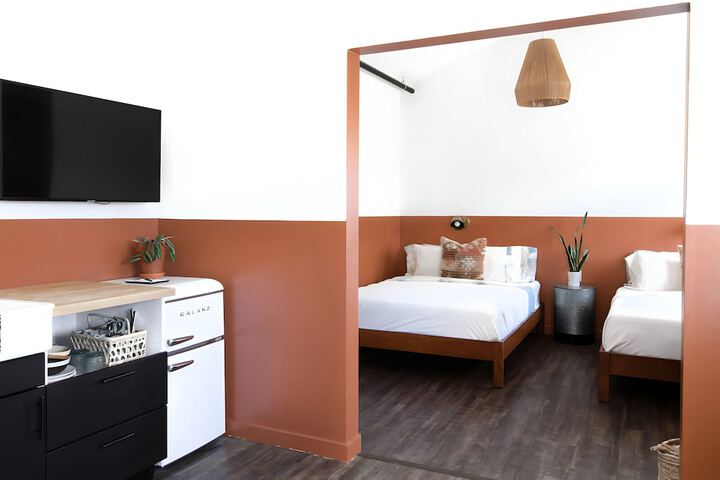 Room 29 of 54