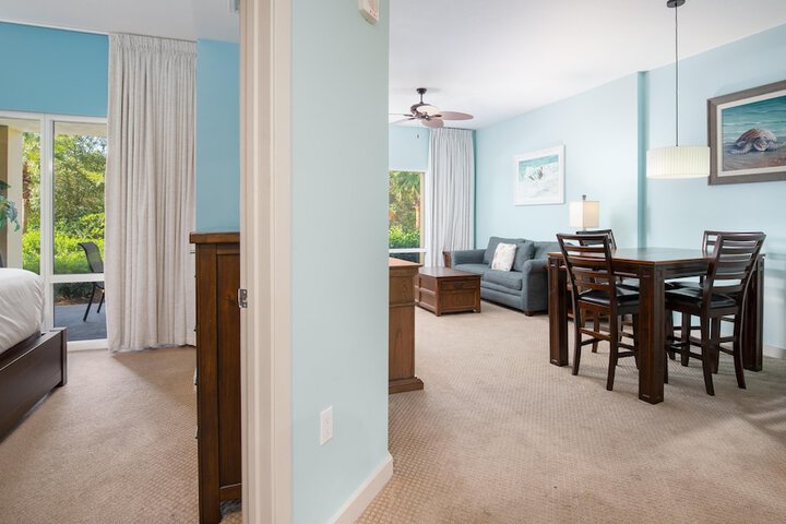 Room 30 of 53