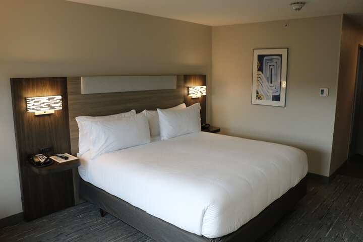 Room 71 of 145