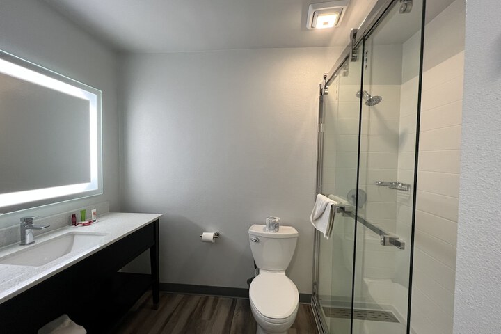 Room 18 of 20