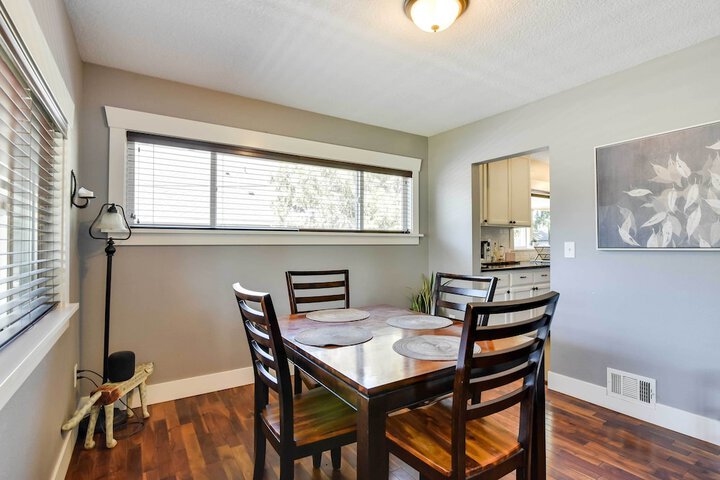 Charming Portland Home Walk to Light Rail!