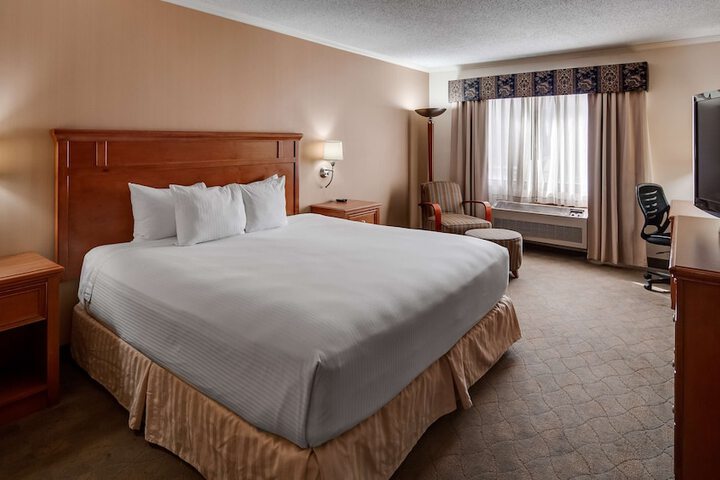 Room 40 of 52