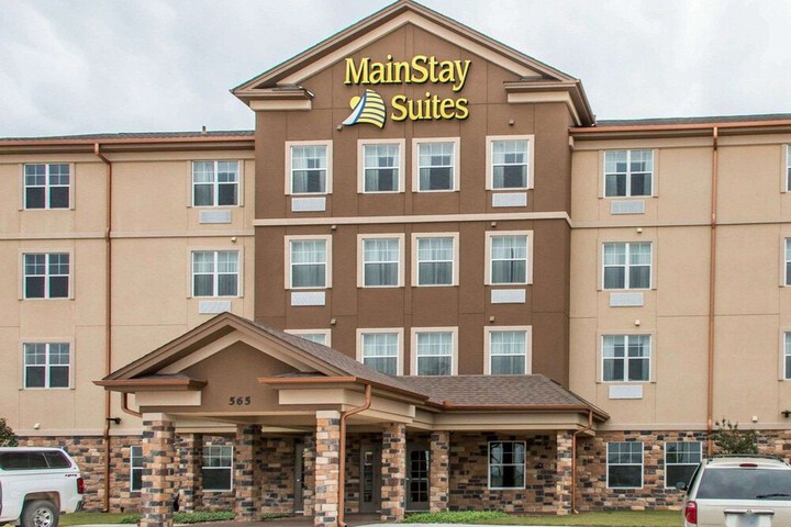 Hotel 2 of 28