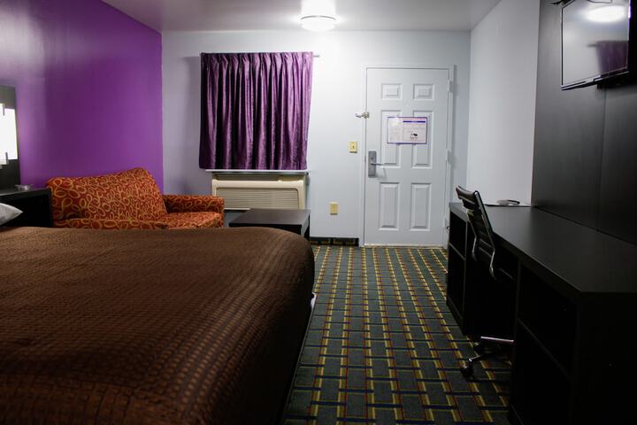 Room 15 of 30