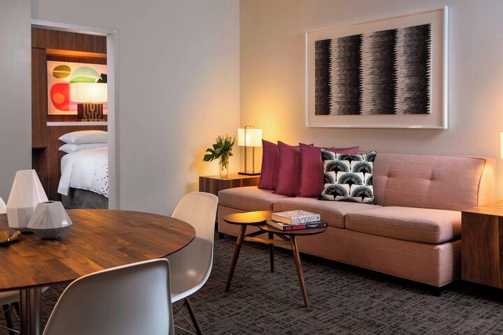 Renaissance Palm Springs Hotel