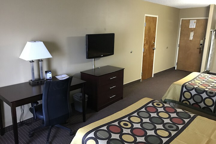 Super 8 by Wyndham Miamisburg Dayton S Area OH