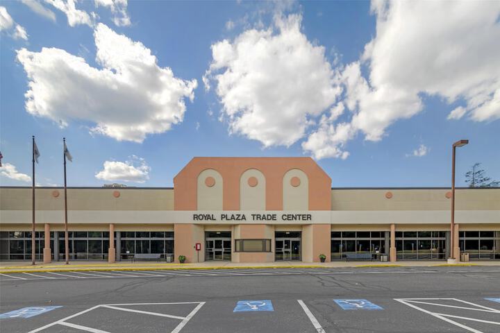 Best Western Royal Plaza Hotel & Trade Center