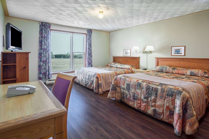 Room 21 of 82