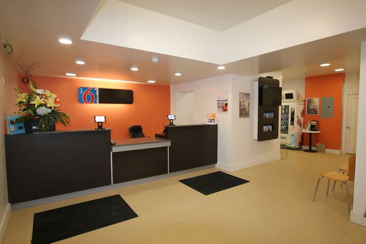 Hotel Interior 4 of 43