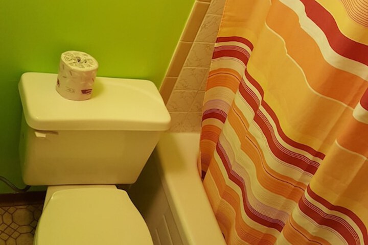 Room 35 of 43