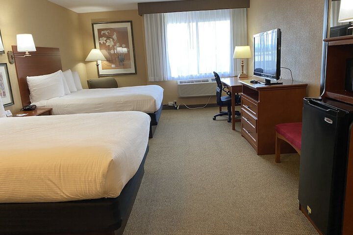Room 9 of 35