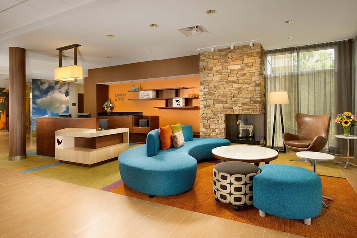 Hotel Interior 8 of 26
