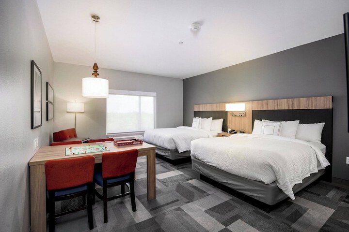 Room 18 of 48