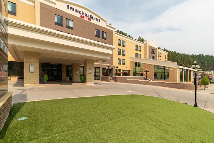 Hotel 2 of 69