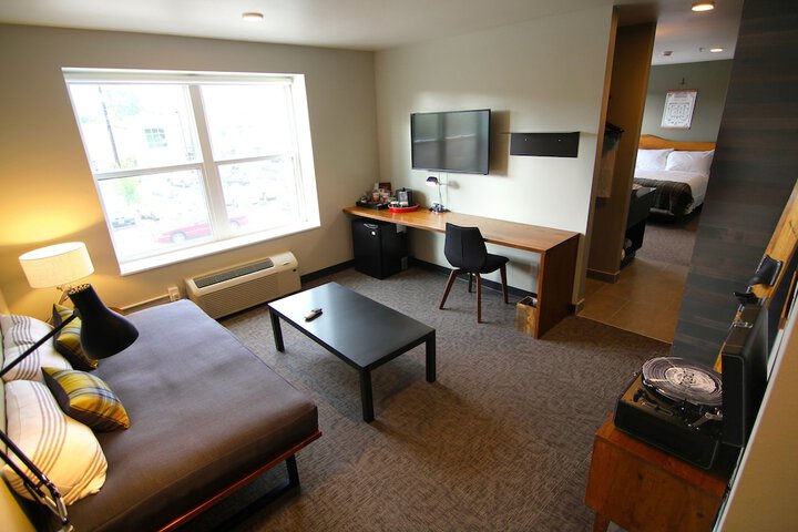 Room 26 of 50