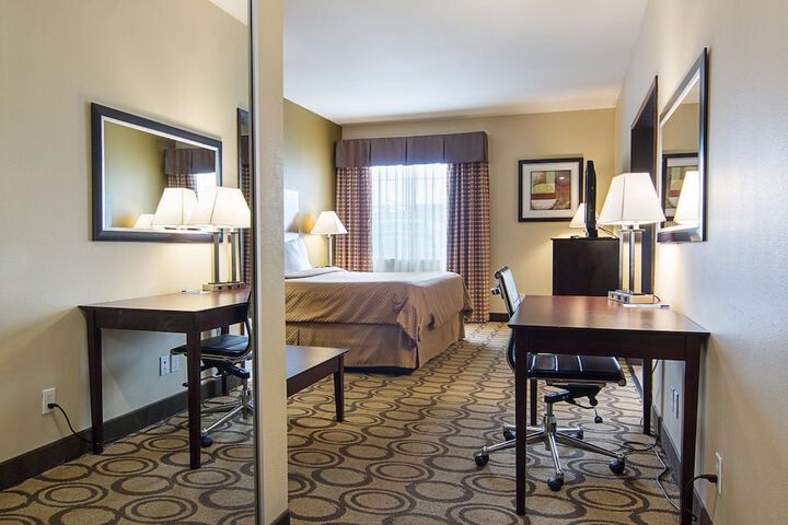 Room 47 of 74
