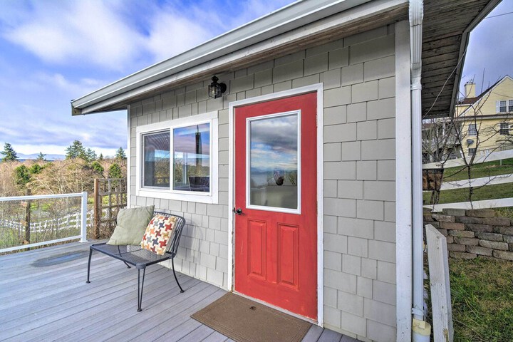 Breathtaking Port Ludlow Home w / Deck & Yard