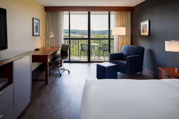 Room 75 of 139