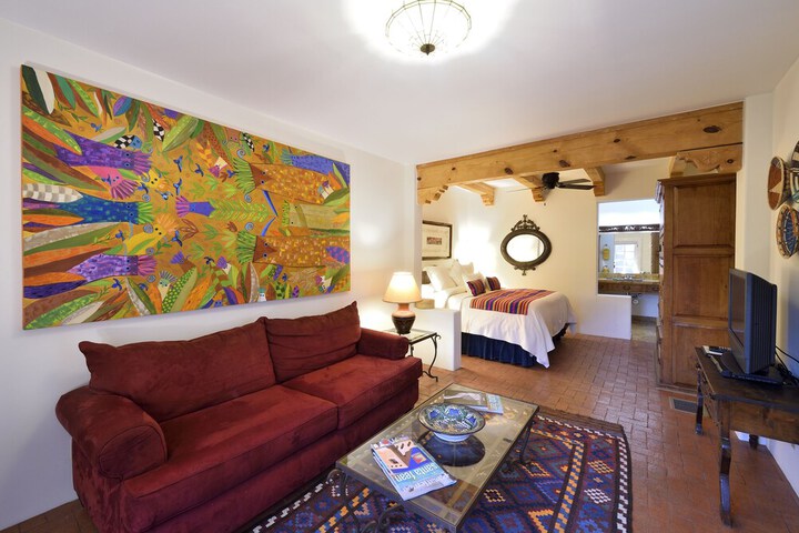 Room 37 of 151