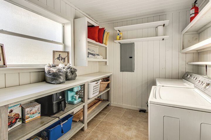 Tranquil Gantt Lake Home w / Deck & Patio!