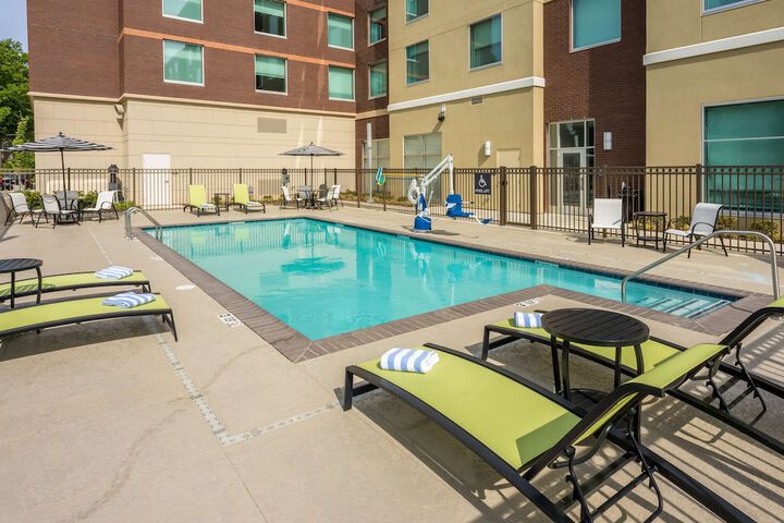 Pool 4 of 49