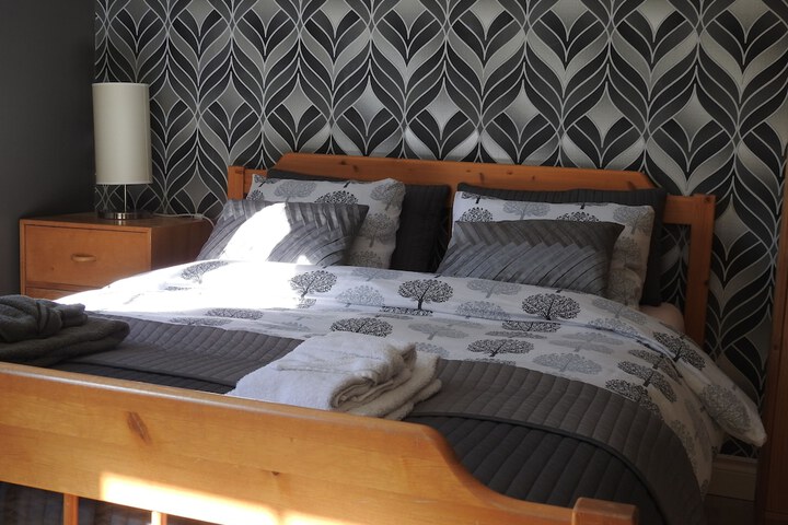 Room 15 of 36