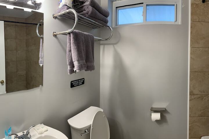 Room 29 of 38