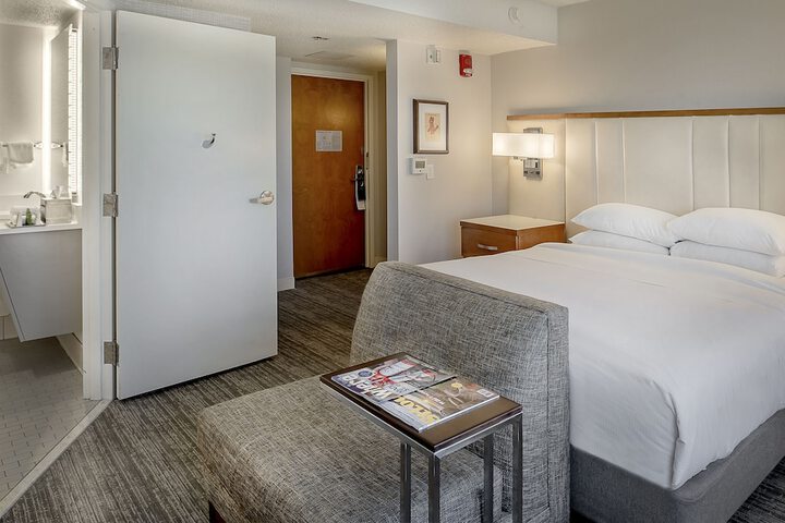 Room 17 of 107