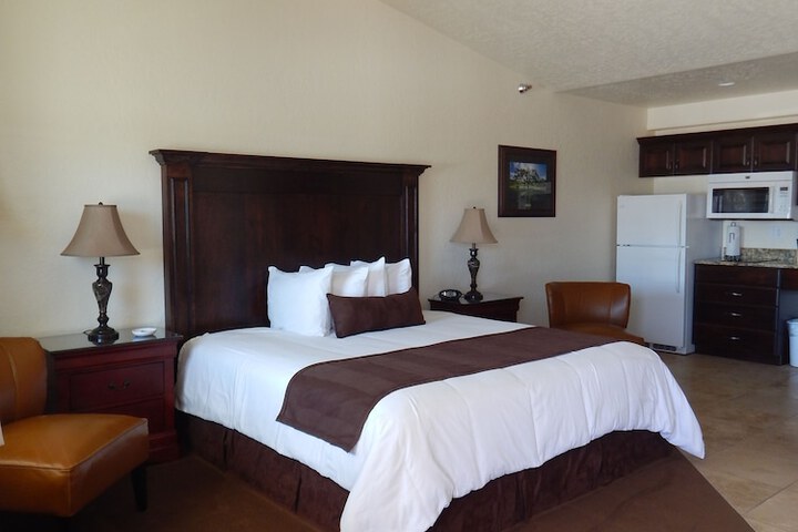 Room 17 of 23